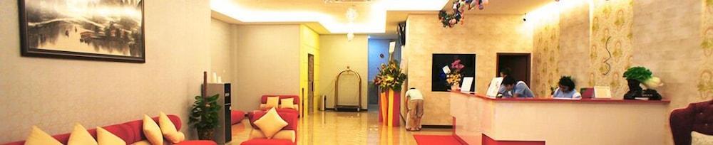 Hotel Zamburger Bukit Indah Johor Bahru Exterior photo