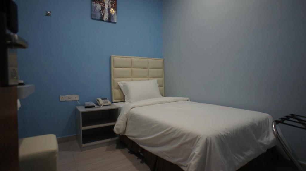 Hotel Zamburger Bukit Indah Johor Bahru Exterior photo