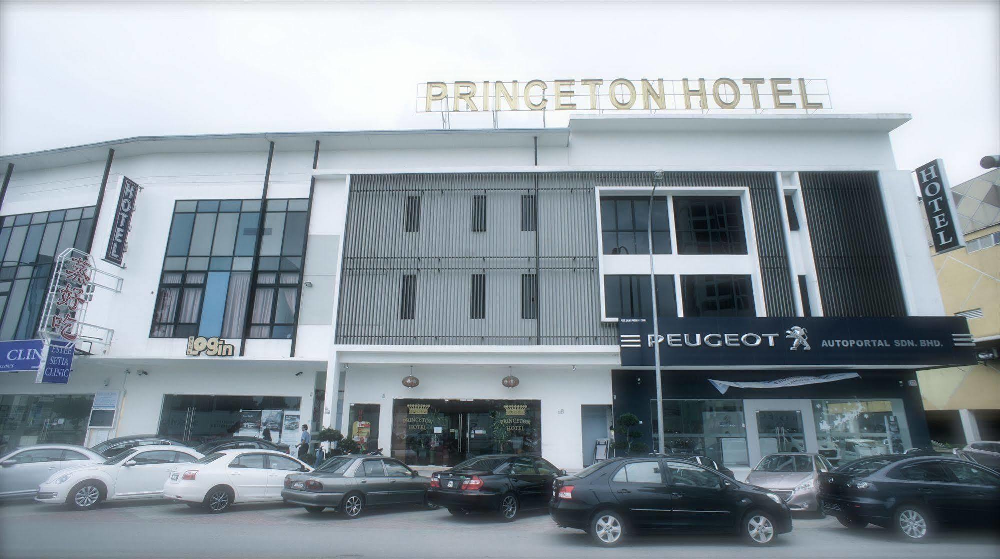 Hotel Zamburger Bukit Indah Johor Bahru Exterior photo